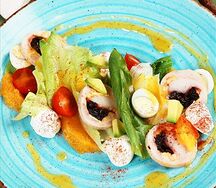 С куриным рулетом и апельсином