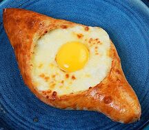 Хачапури по-аджарски