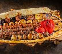 Ассорти Люля-Кебаб в хлебном коконе