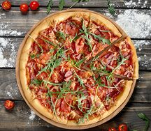Пицца Мясное ассорти