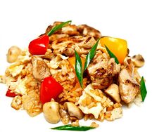 Курица гриль с овощами и рисом