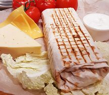 Шаурма с курицей Цезарь