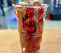 Клубника с шоколадом