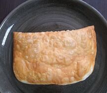 Чебуреки со свининой и говядиной