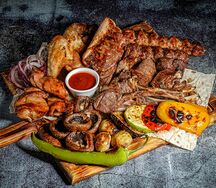 Ассорти из шашлыков