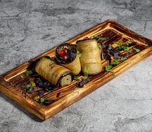 Рулетики из баклажанов