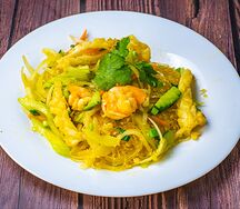 Вок со стеклянной лапшой и овощами