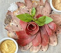 Мясное ассорти