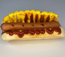 Хот-дог с венской сосиской