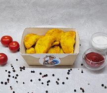 Жареные пельмени с сыром