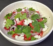 Овощной салат с брынзой