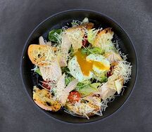 Цезарь с курицей
