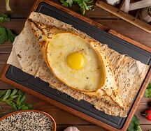 Хачапури по-аджарски