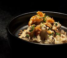 Цветная капуста с креветкой и кунжутным соусом