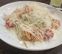 Цезарь с королевскими креветками