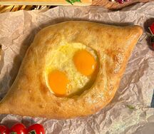 Хачапури по-аджарски