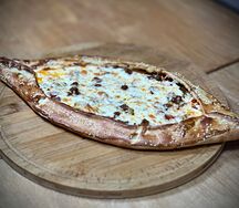 Пиде с рубленным мясом