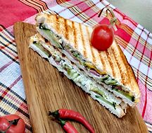 Сэндвич с ветчиной и сыром