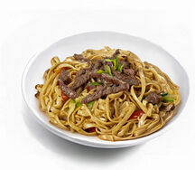 Лапша удон WOK с говядиной и сливочным соусом