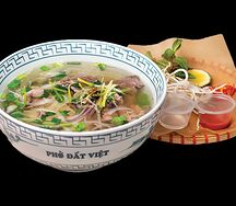 Суп Бун с говядиной Bun Bo