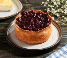 Пирожное Чизкейк с ягодами в ассортименте