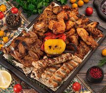 Ассорти из курицы на углях