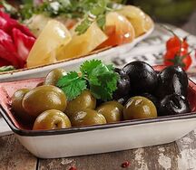 Оливки & маслины