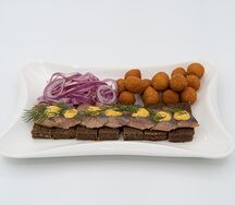 Селедочка, копченная по-деревенски