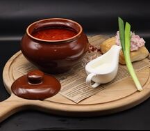Борщ с говядиной и смальцем