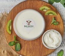 Йогурт фермерский натуральный с киви 3%