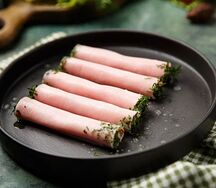 Рулетики из ветчины