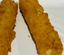 Сырные палочки из моцареллы