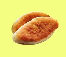 Пирожок с картошкой и сосиской 