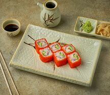 Ролл Калифорния с крабовым мясом