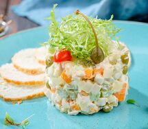 Столичный с куриным филе