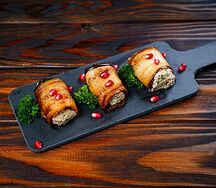 Рулетики из баклажанов