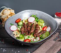 Теплый салат Стейк