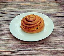 Рулетик с творогом и изюмом