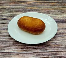 Пирожок с капустой и яйцом