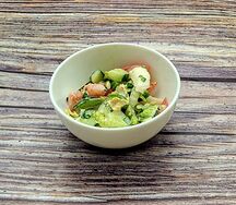 Салат овощной с майонезом