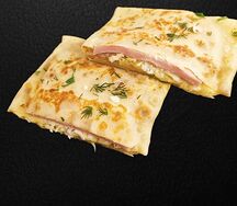 Блинчики с ветчиной и сыром
