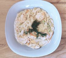 Wok c креветками