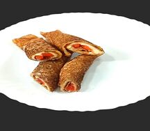Блинчики с творожным сыром и красной рыбой