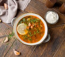 Солянка мясная