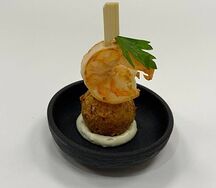 Канапе с креветкой