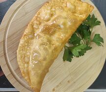 Чебурек с сыром