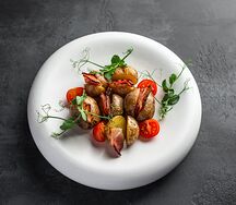 Запечённый бейби-картофель с беконом