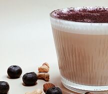 Капучино с бобами тонка и смородиной Аляска Велюр