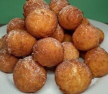 Пончики со сгущёнкой и кокосом
