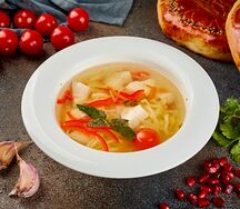 Куриный суп с лапшой